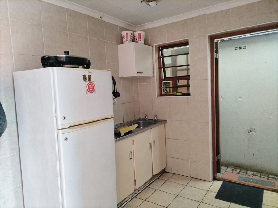 2 Bedroom Property for Sale in Strandfontein Village Western Cape